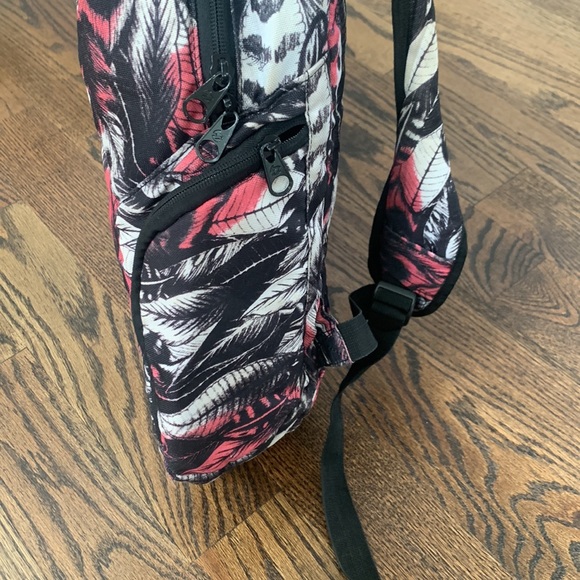 BILLABONG Backpack - Picture 7 of 10